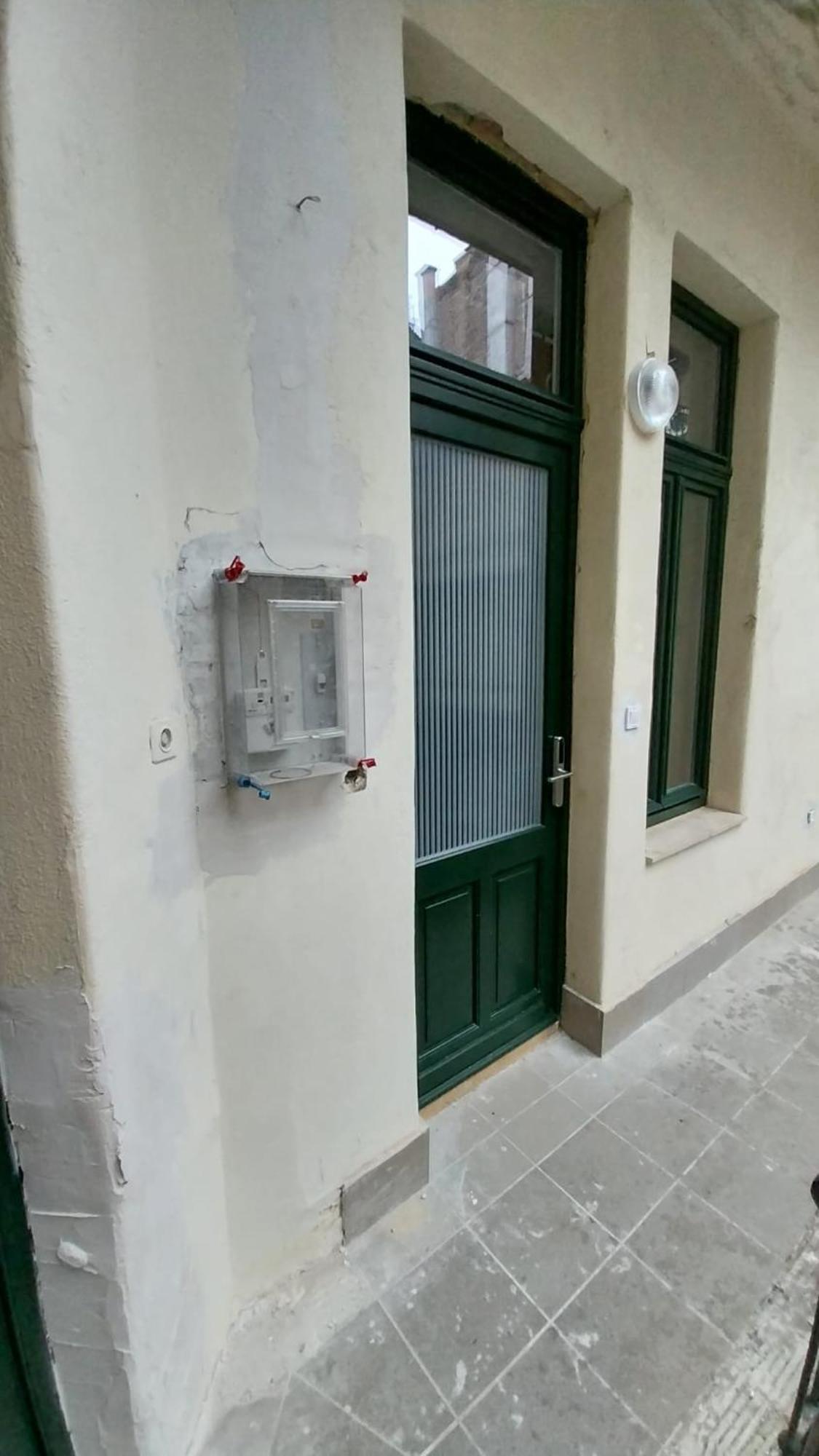 Szekely Apartment Near Deak Ferenc Square With Free Parking In Garage Budapeste Exterior foto
