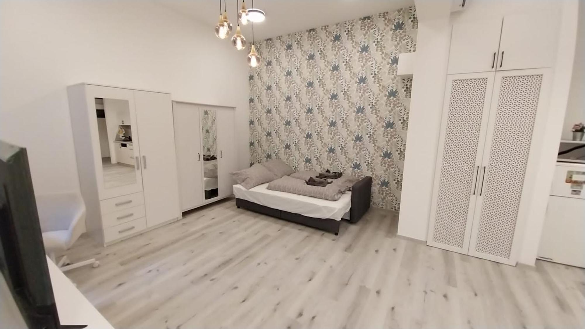 Szekely Apartment Near Deak Ferenc Square With Free Parking In Garage Budapeste Exterior foto