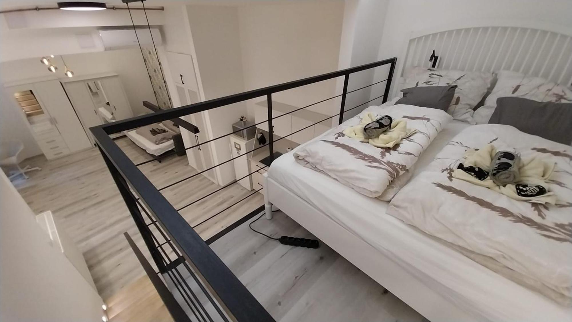 Szekely Apartment Near Deak Ferenc Square With Free Parking In Garage Budapeste Exterior foto