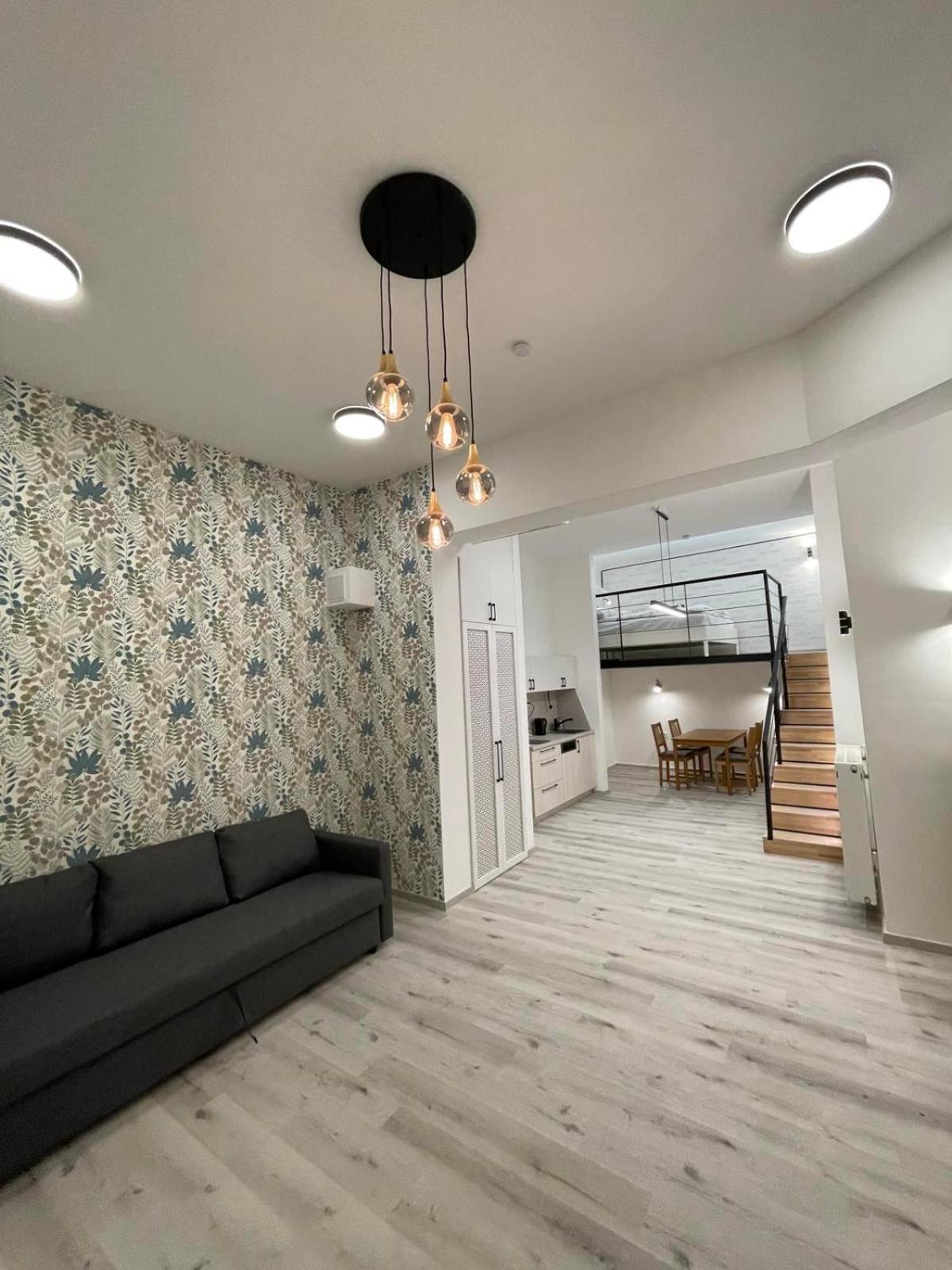 Szekely Apartment Near Deak Ferenc Square With Free Parking In Garage Budapeste Exterior foto